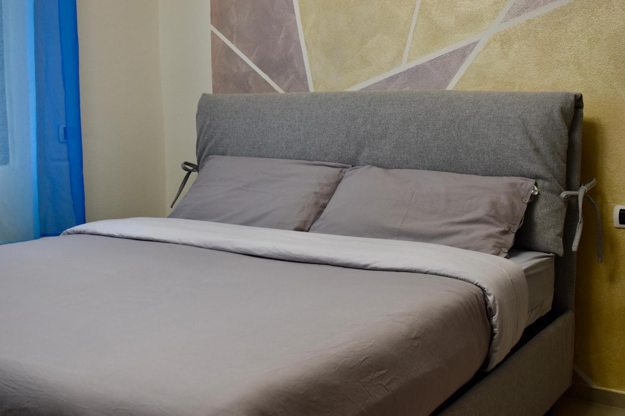 Eden Guest House ソンマ・ロンバルド エクステリア 写真